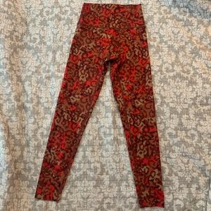 NWOT OFFLINE by Aerie Goals 7/8 Hi-Rise Leggings
